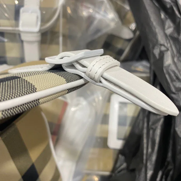 Сумки На Ремне Женские Burberry 903424