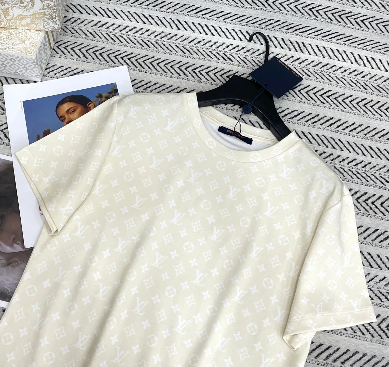 Футболки Женские Louis Vuitton 12351248