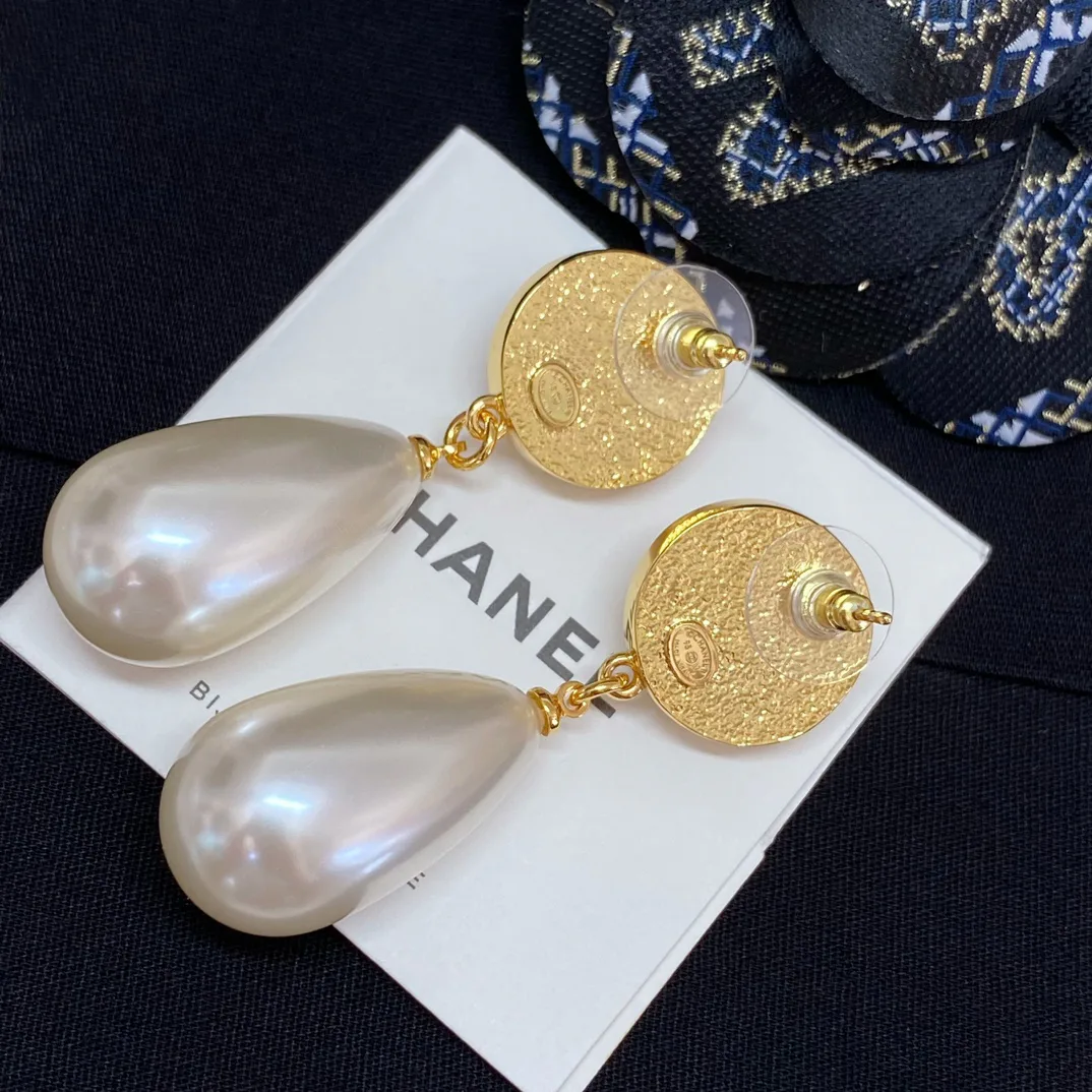 Бижутерия Chanel 17158412