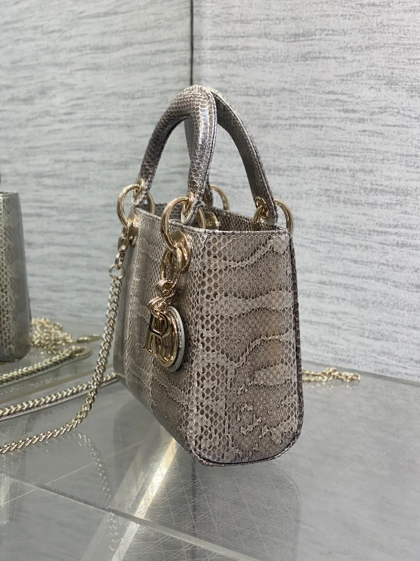 Классические Сумки Женские Christian Dior 11581756