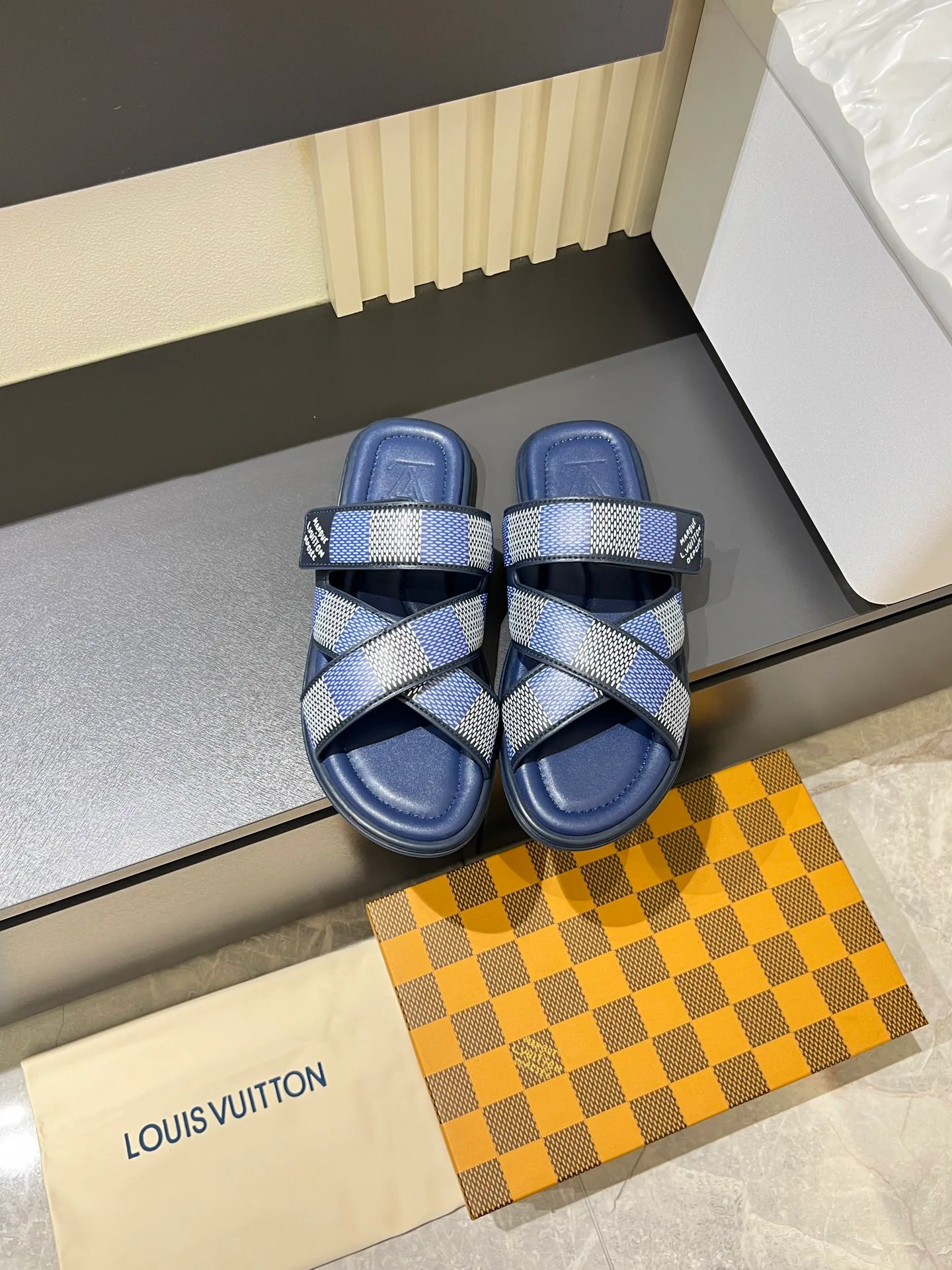 Шлепанцы Мужские Louis Vuitton 5070825