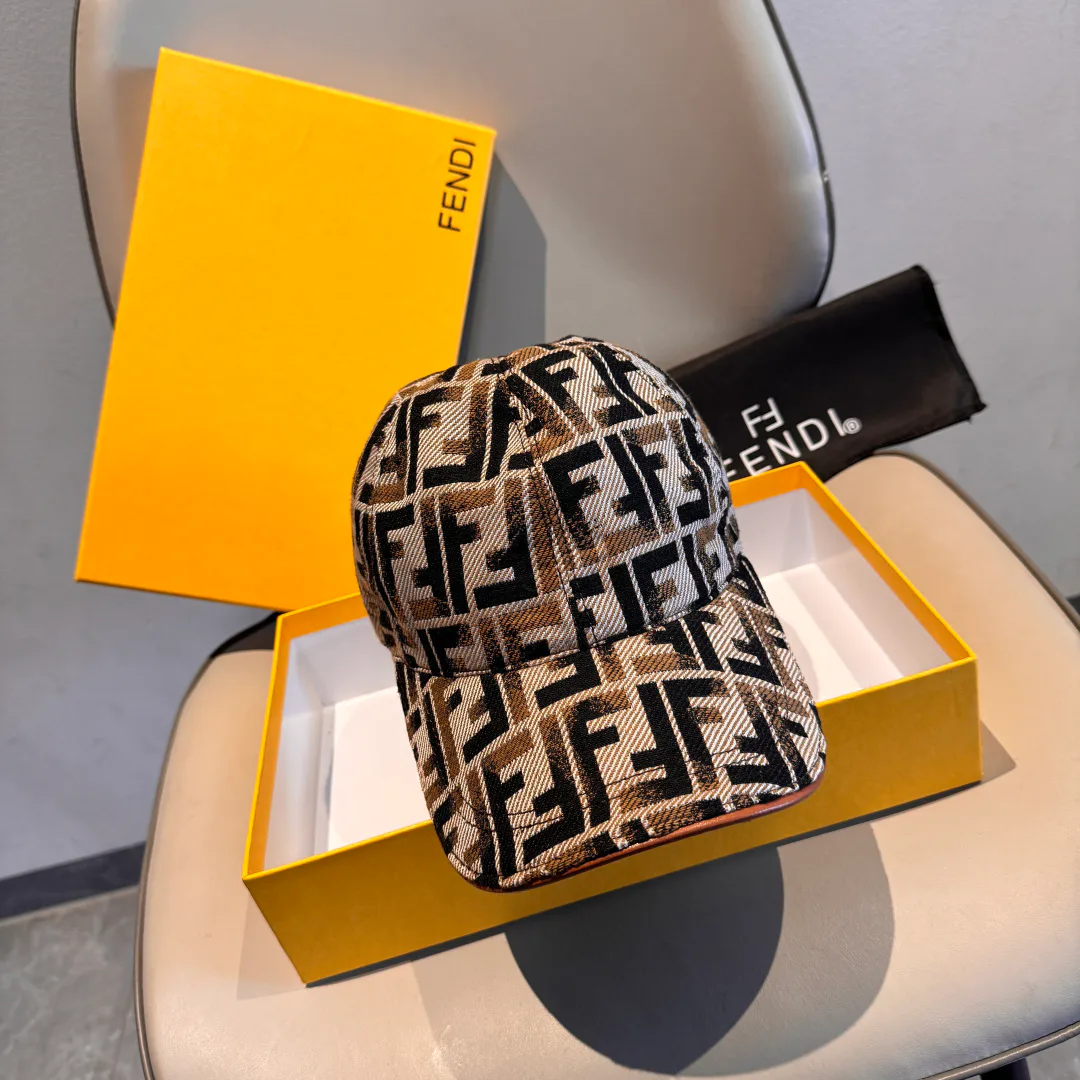 Головные Уборы Fendi 18105231