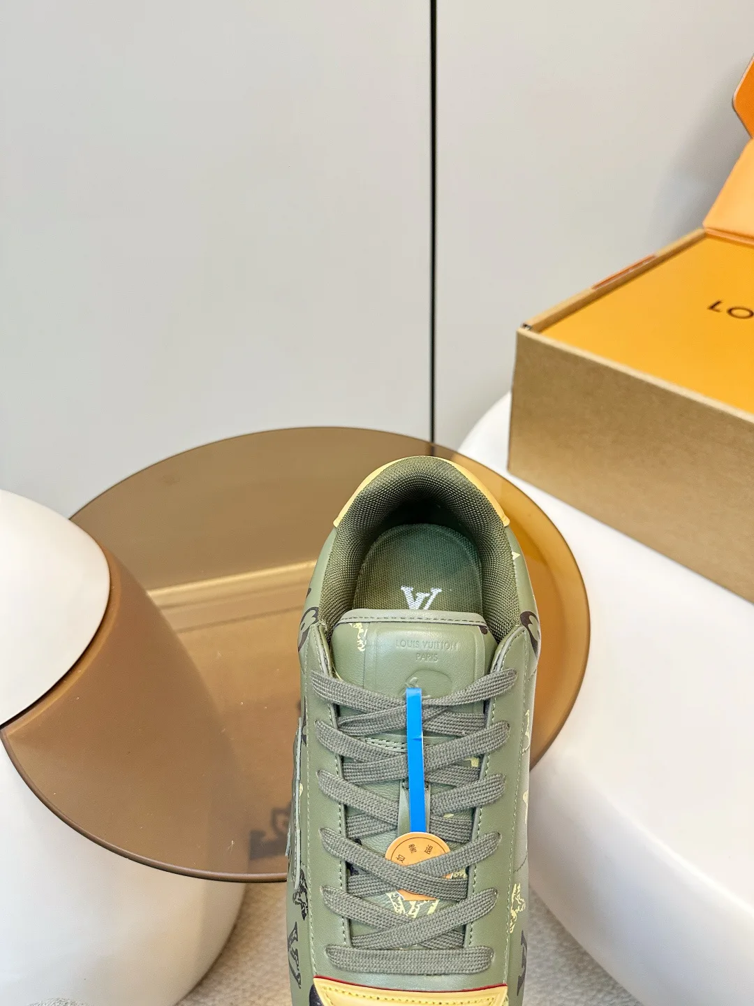 Кроссовки Женские Louis Vuitton 4948532