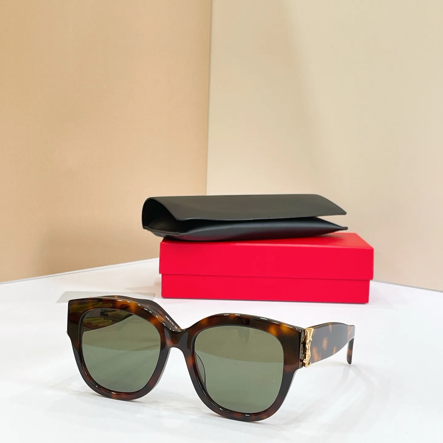 Очки Saint Laurent 17495850