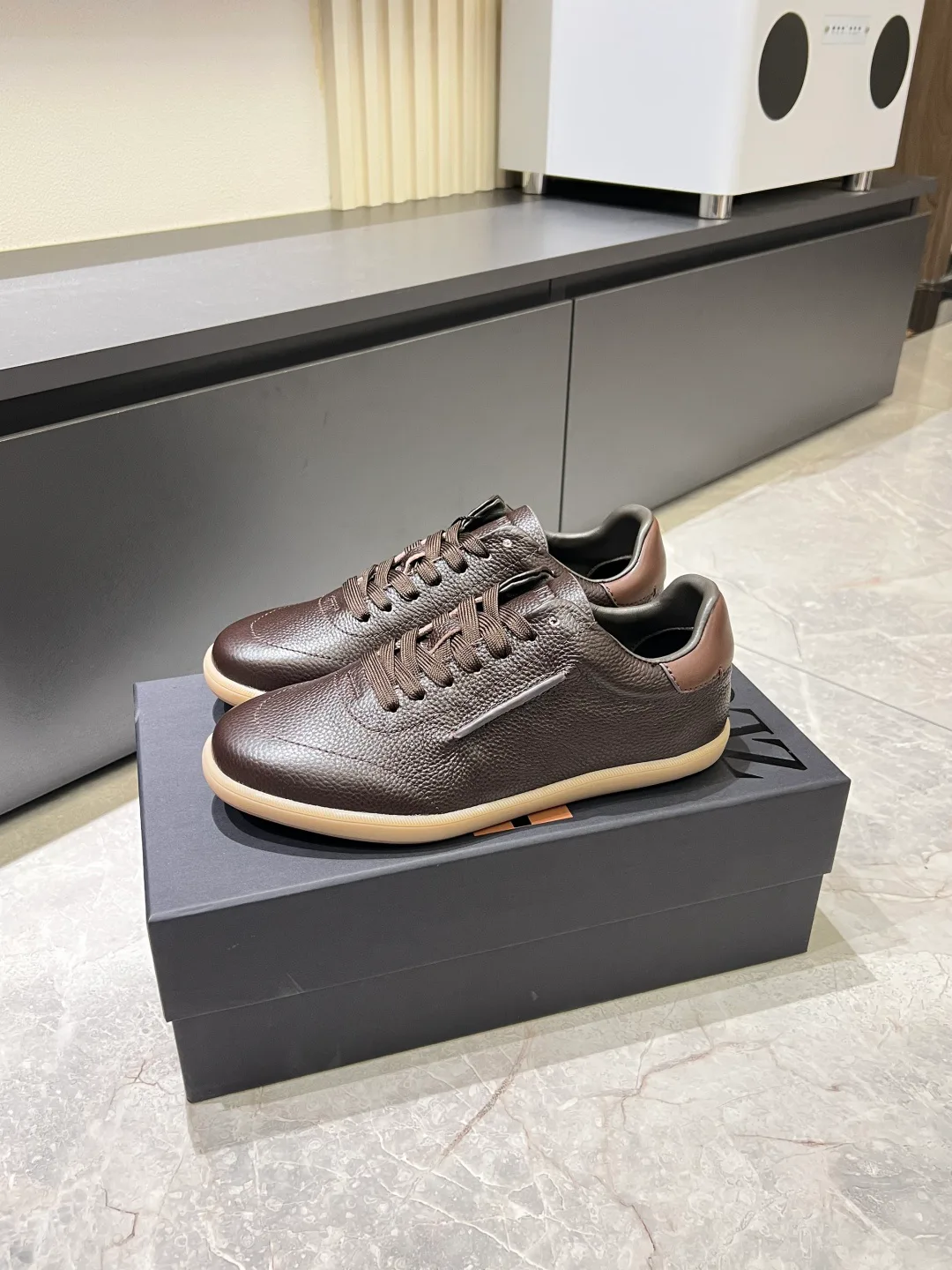 Кроссовки Женские Zegna 18514876