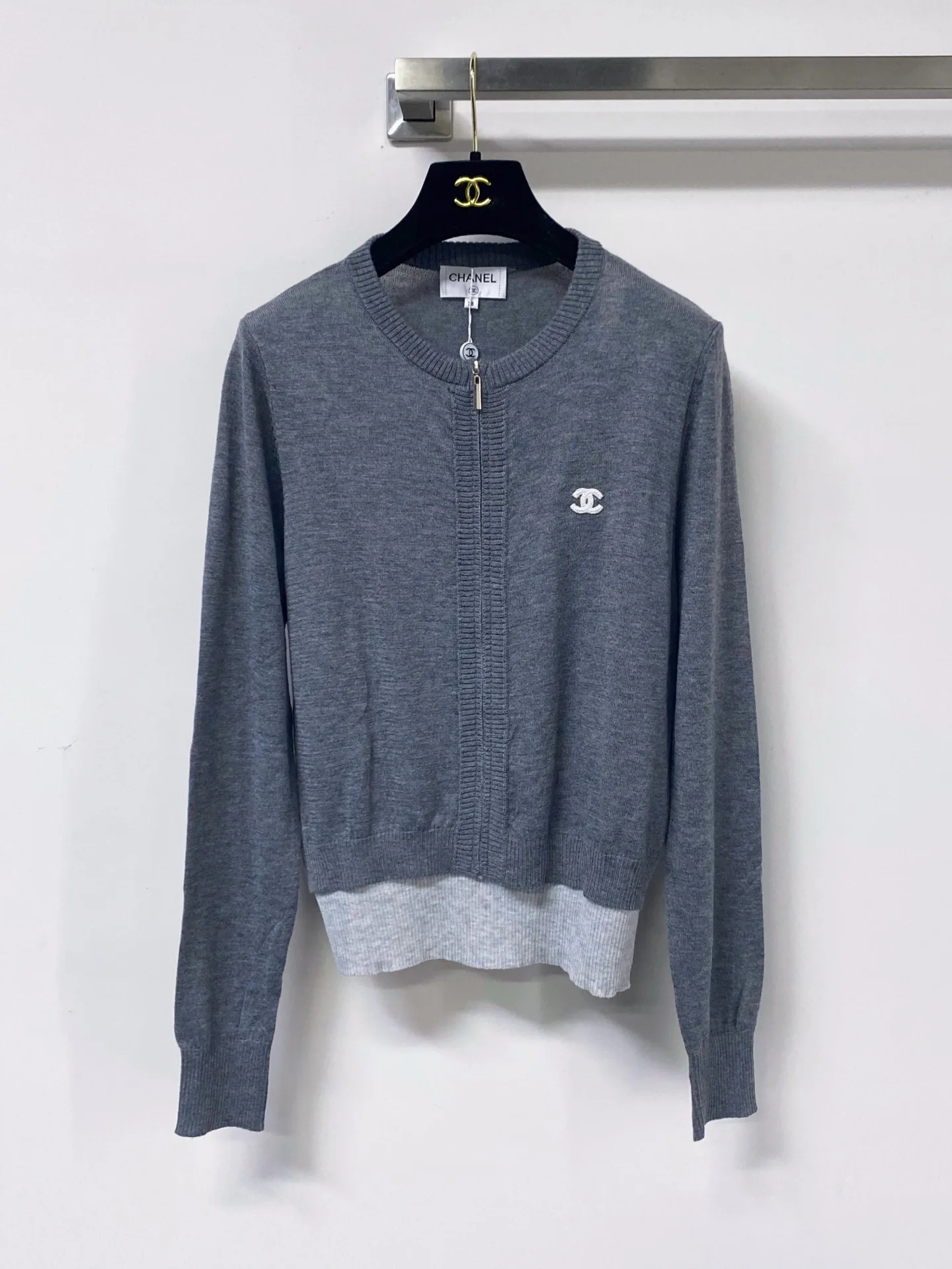 Джемперы И Свитеры Женские Chanel 18138404