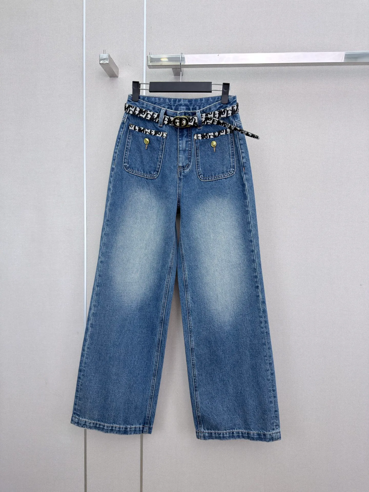 Джинсы Женские Christian Dior 18642104