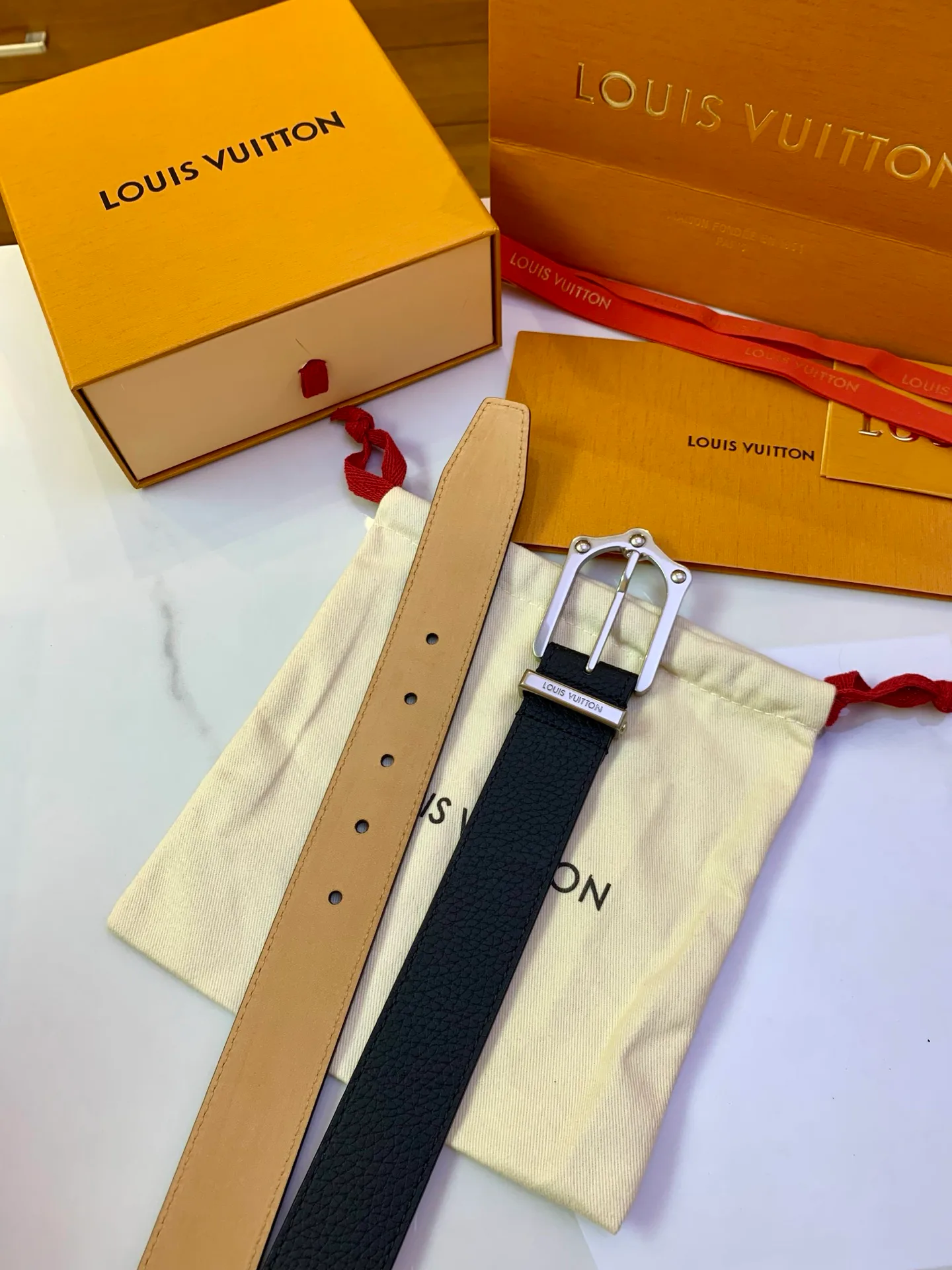 Ремни Louis Vuitton 17638917
