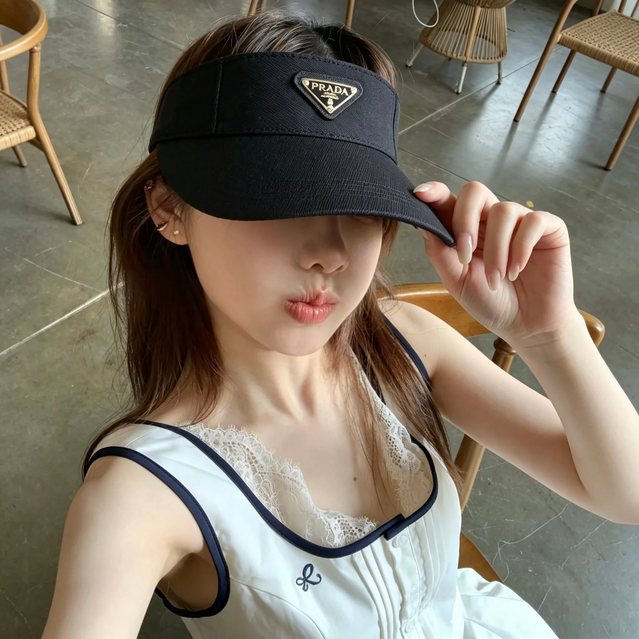 Головные Уборы Prada 17498305