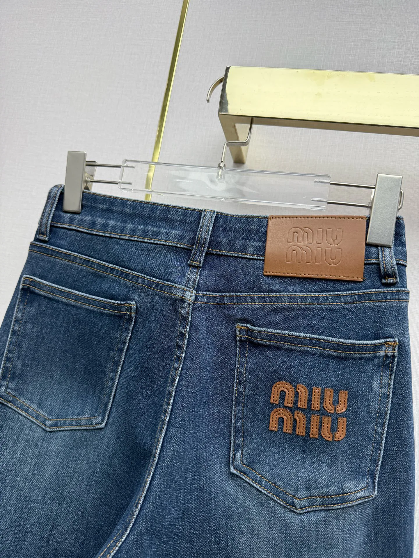 Джинсы Женские Miu Miu 1813664