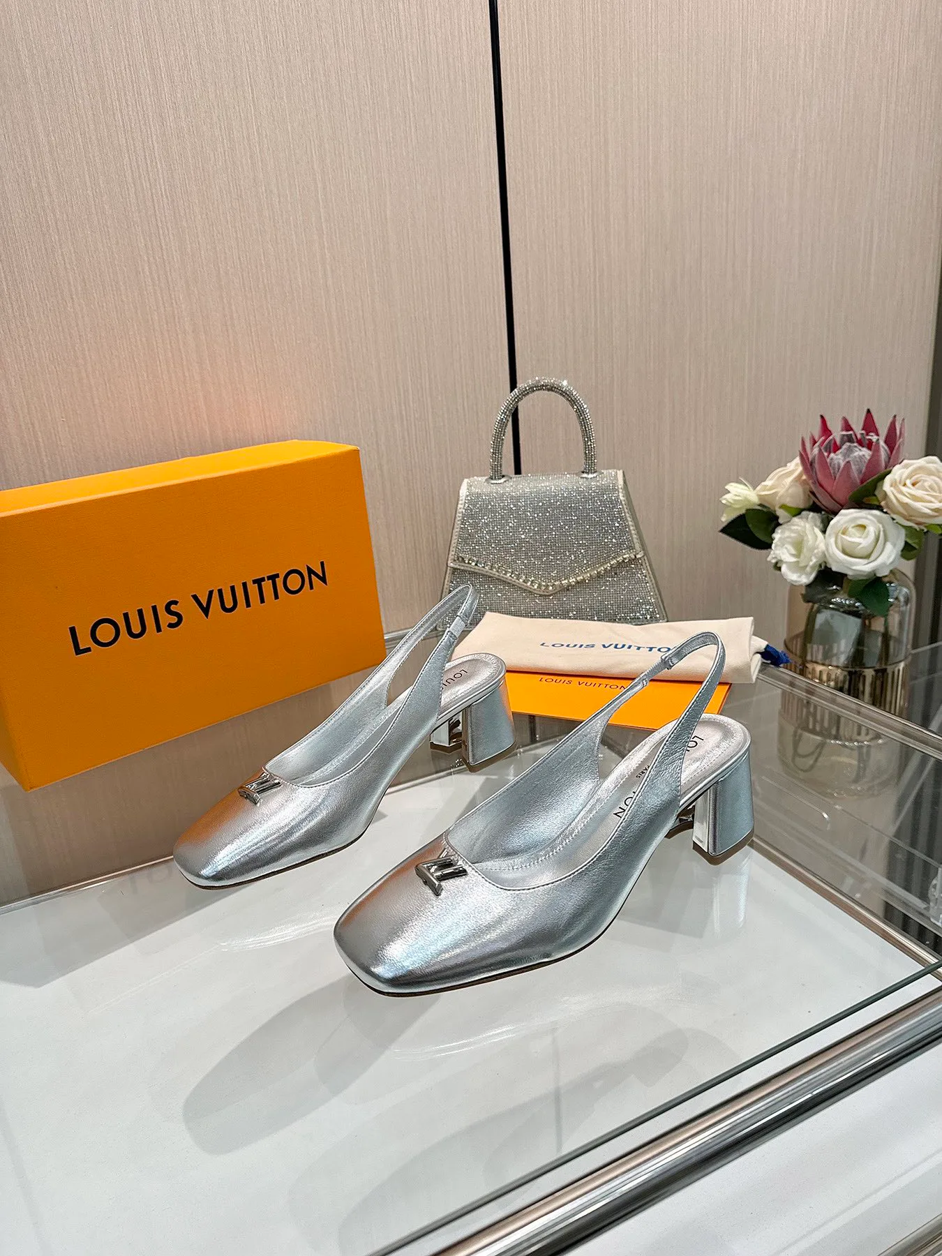 Туфли Женские Louis Vuitton 894866