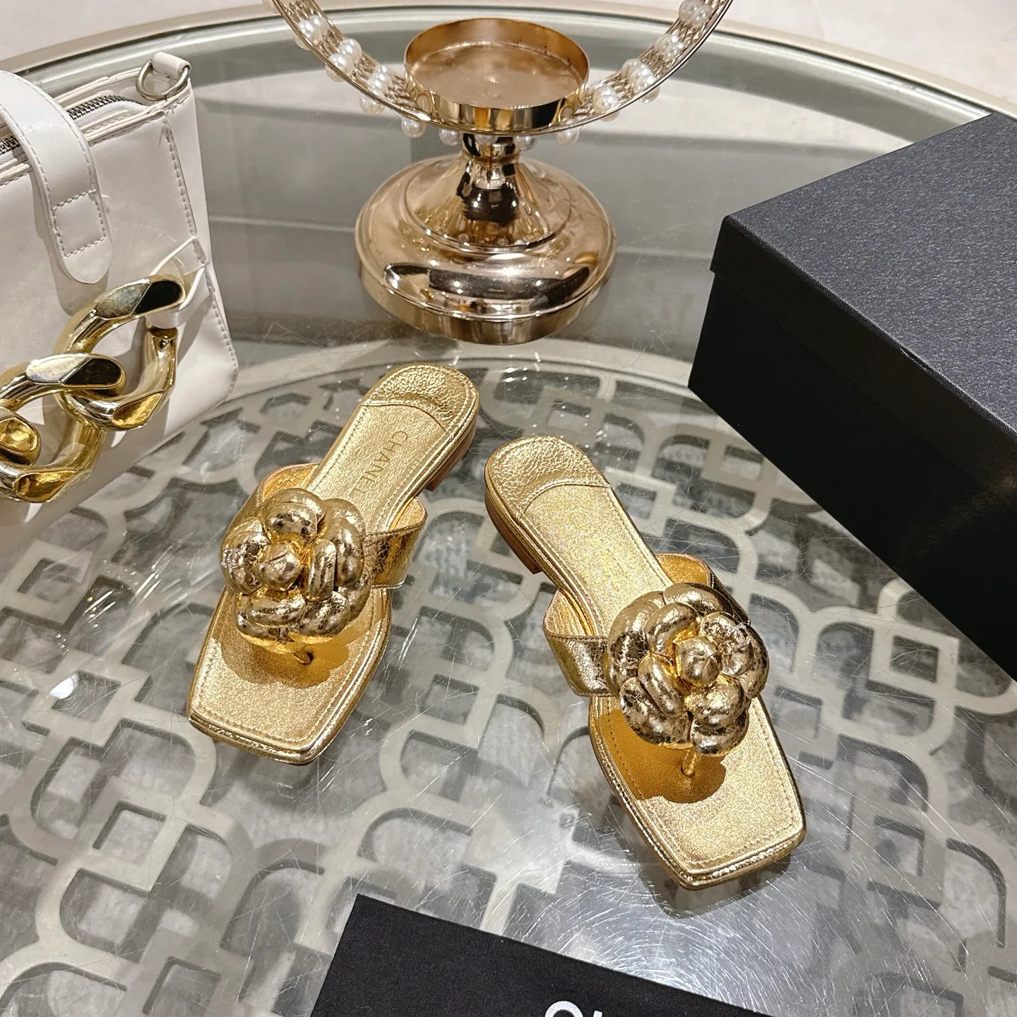Шлепанцы Женские Chanel 12696621