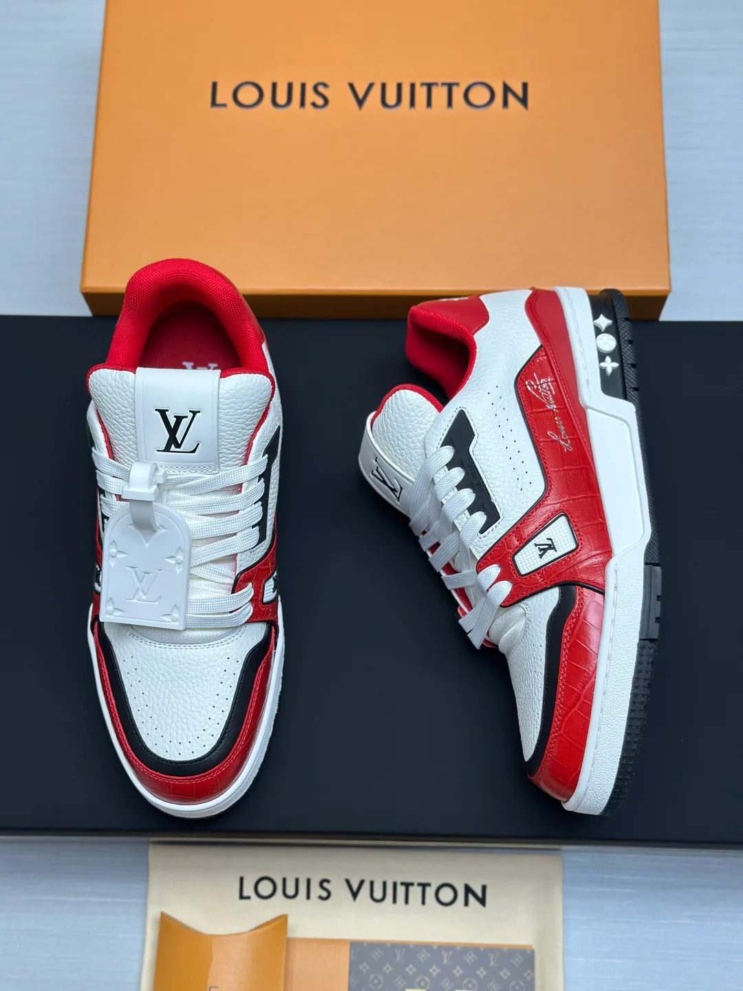 Кроссовки Женские Louis Vuitton 271960