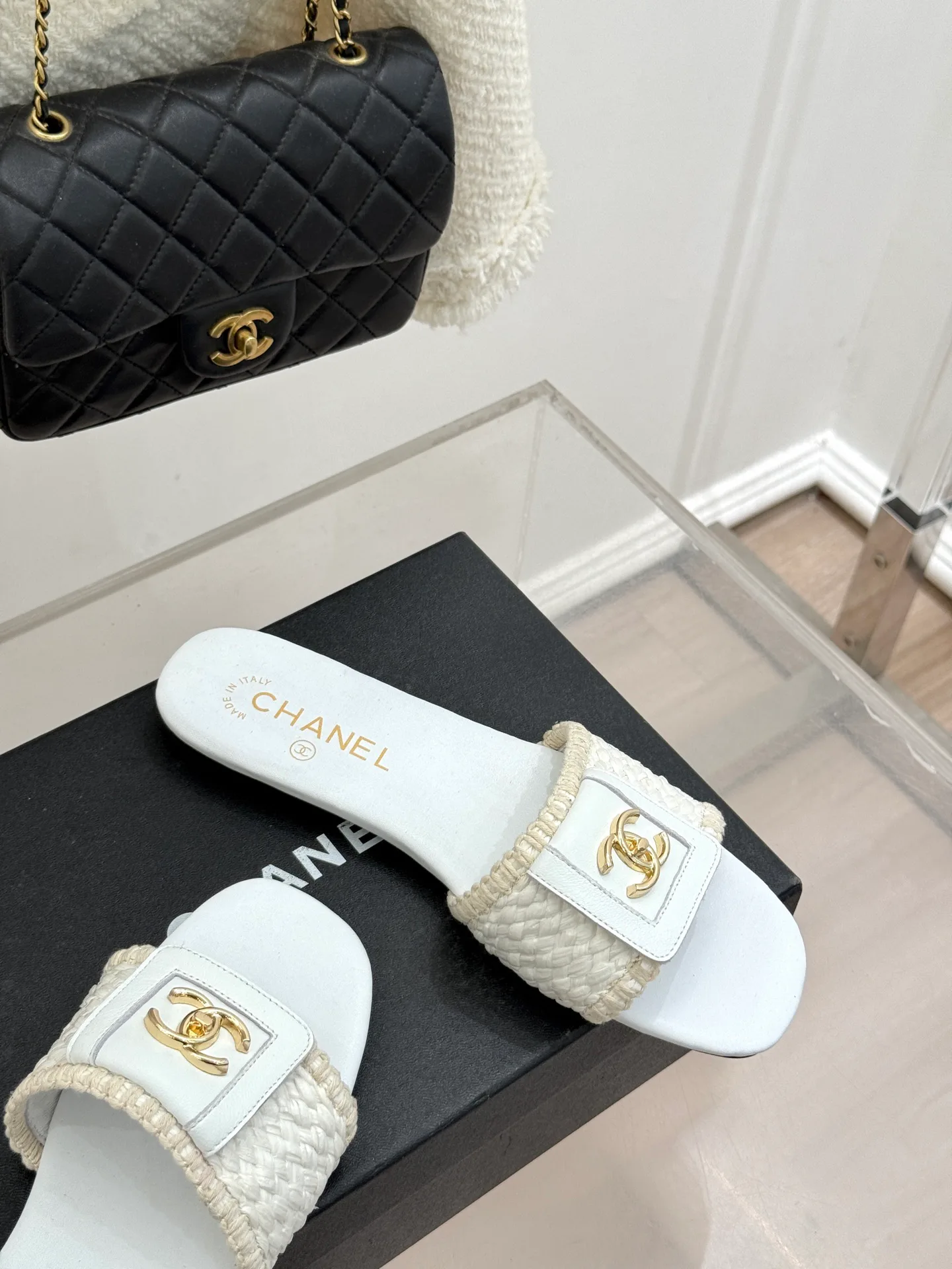Сандалии Женские Chanel 13581532