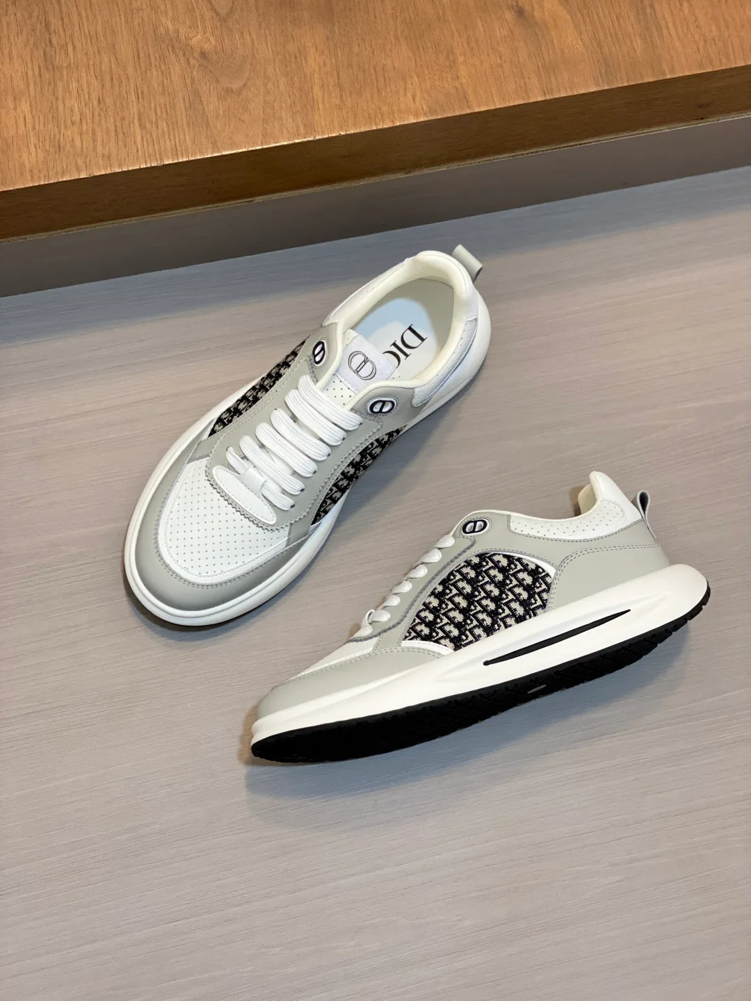 Кроссовки Мужские Christian Dior 18078818