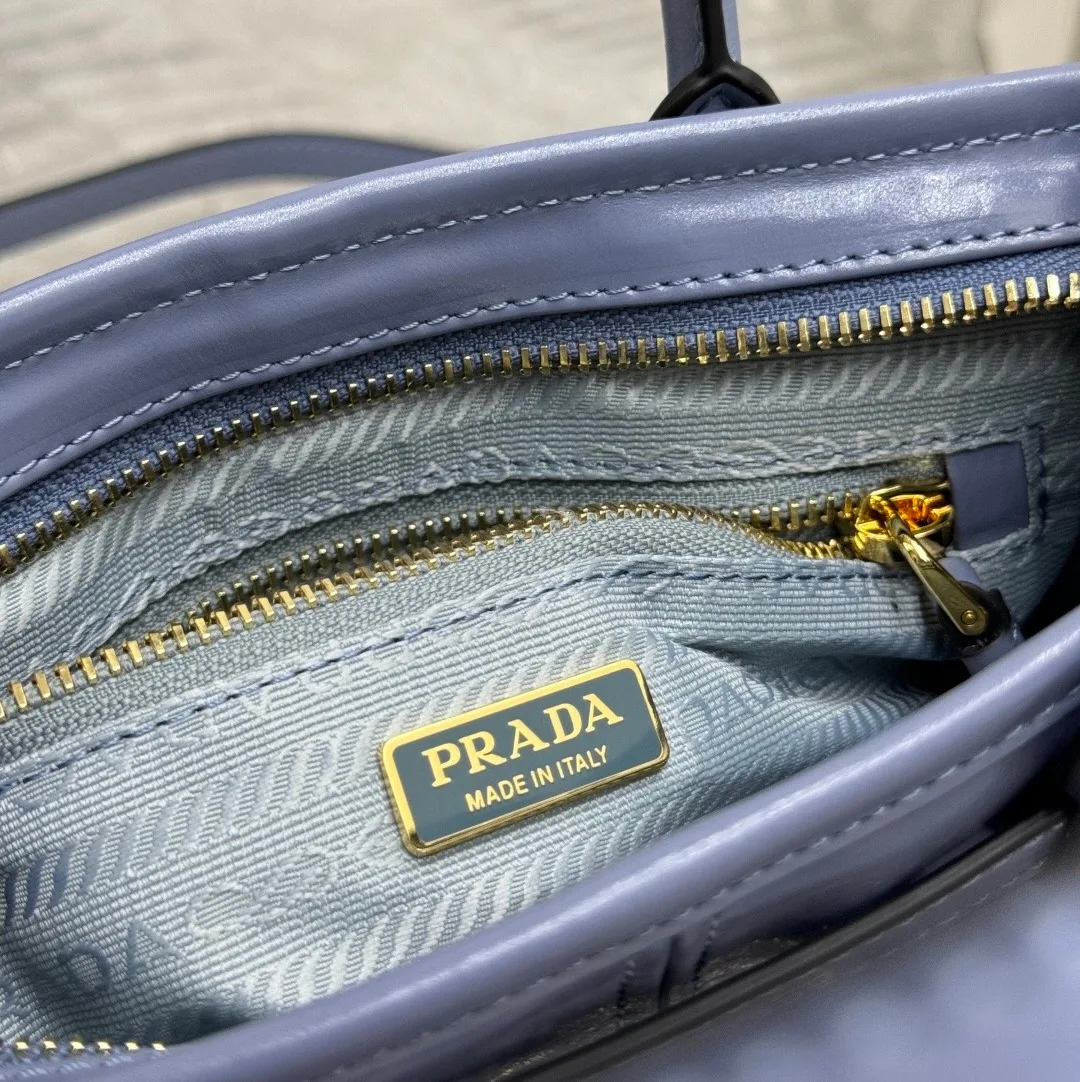 Сумки На Ремне Женские Prada 11682121