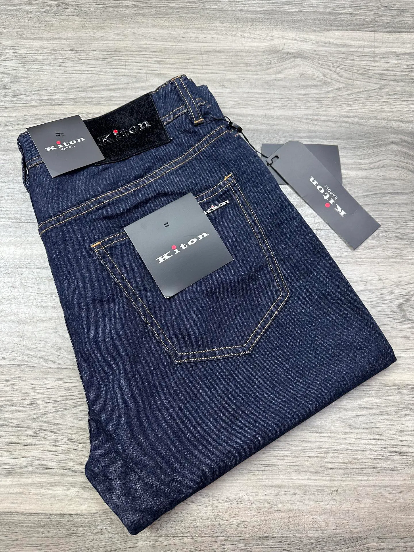 Джинсы Женские Kiton 1548472