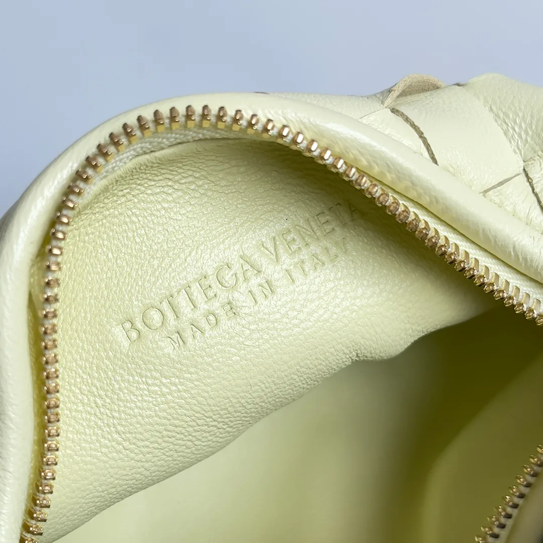 Классические Сумки Женские Bottega Veneta 13379661