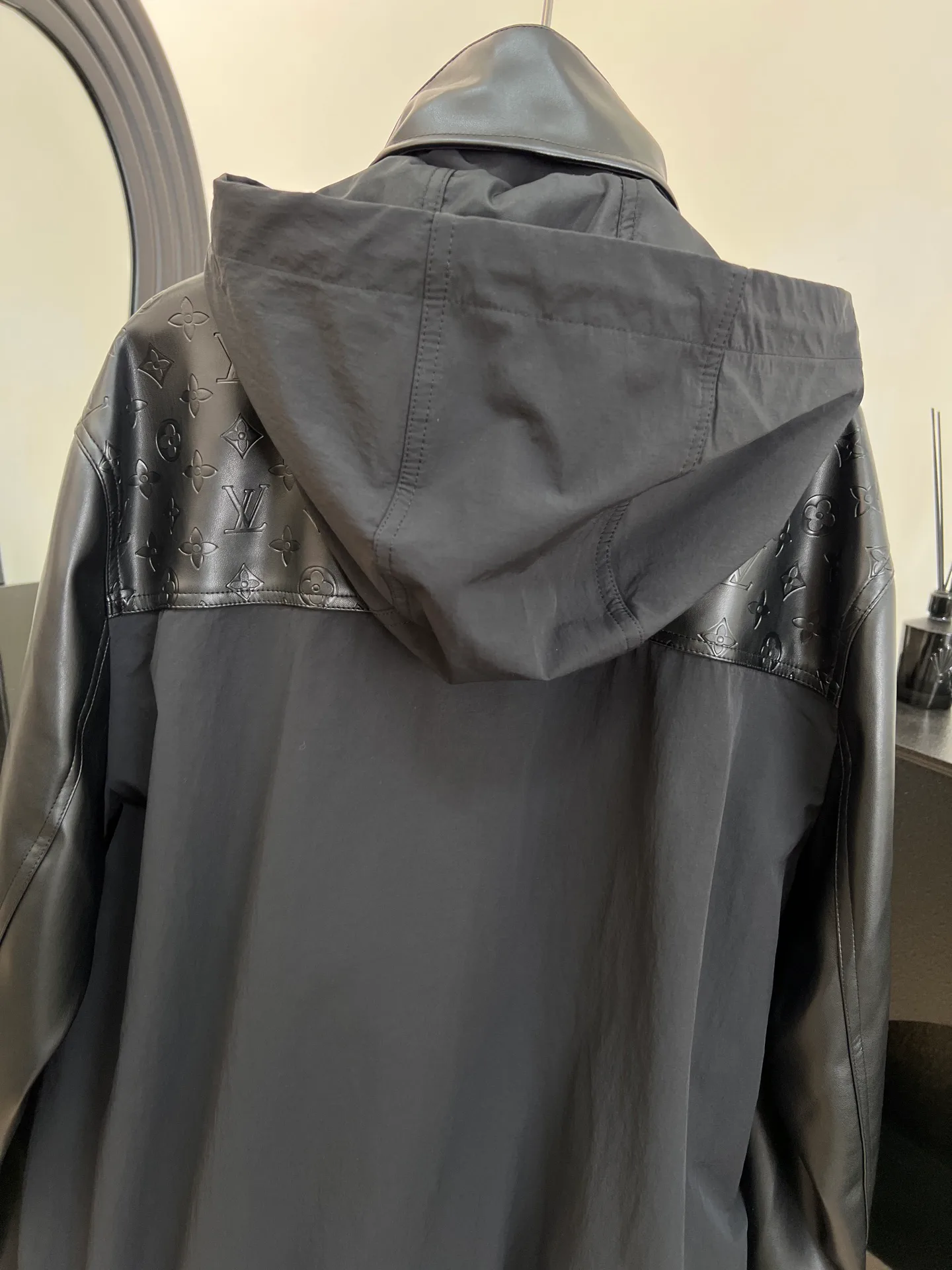 Куртки И Пуховики Мужские Louis Vuitton 920413