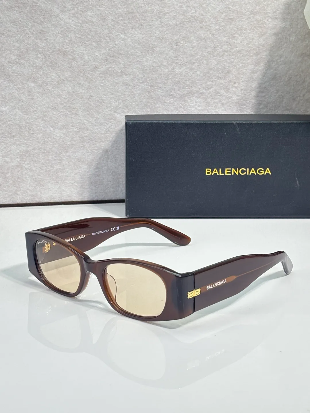 Очки Balenciaga 18059731
