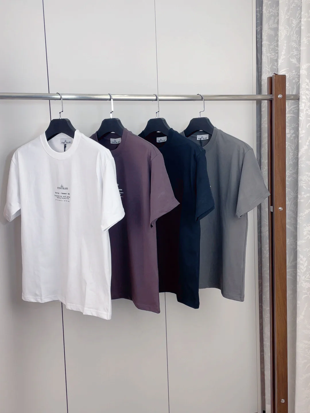 Футболки Женские Stone Island 11151384