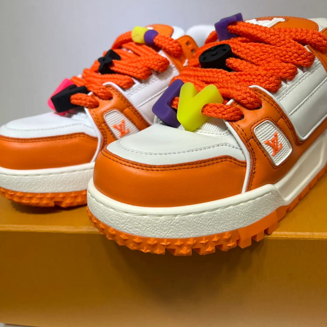 Кроссовки Женские Louis Vuitton 19949