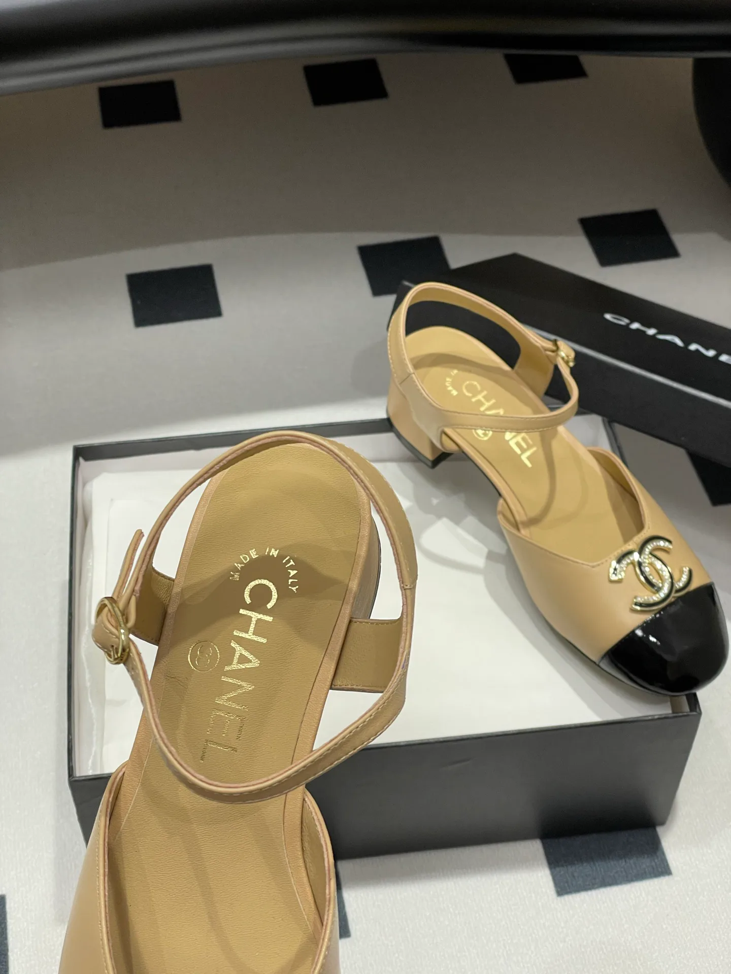 Туфли Женские Chanel 579387