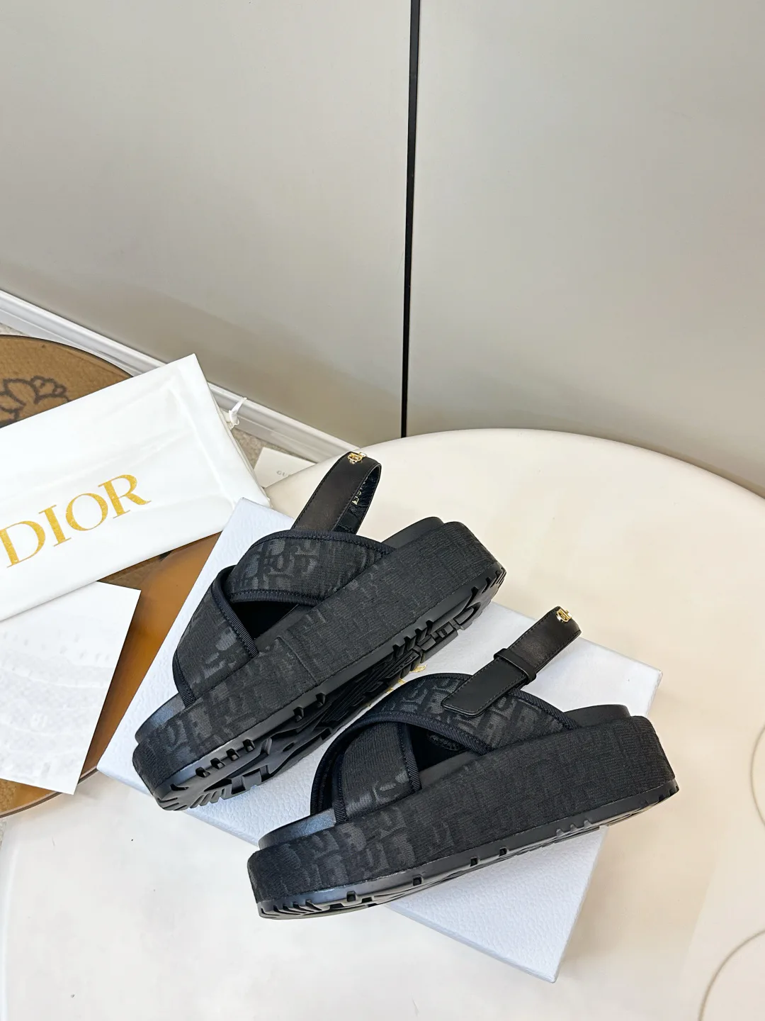 Босоножки Женские Christian Dior 12835306