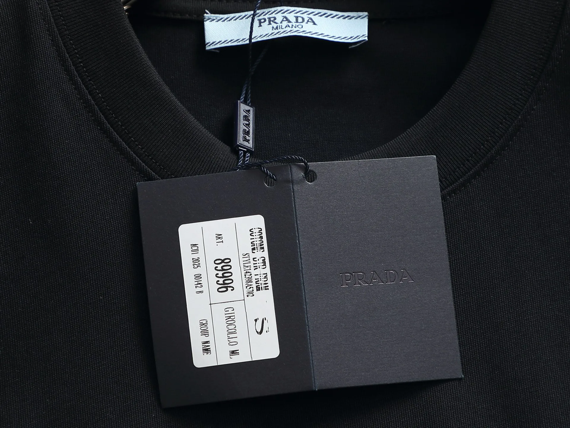 Футболки Женские Prada 11448108