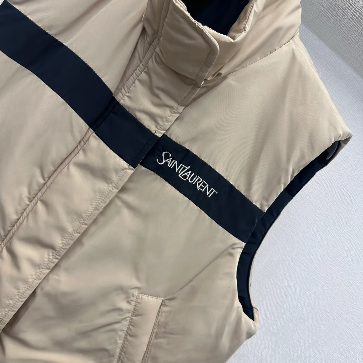 Жилеты Женские Saint Laurent 18226301