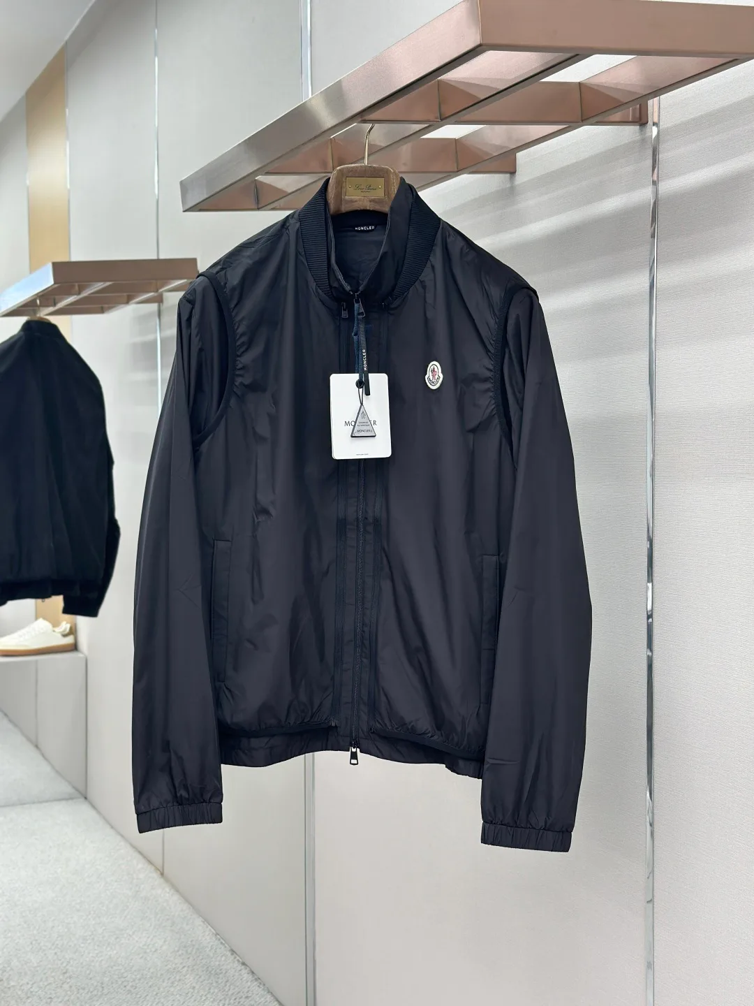 Куртки И Пуховики Мужские Moncler 17468332