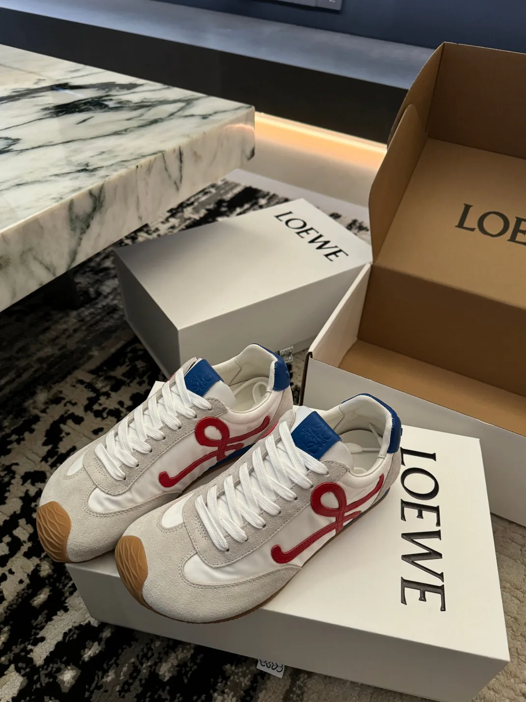 Кроссовки Женские Loewe 23542