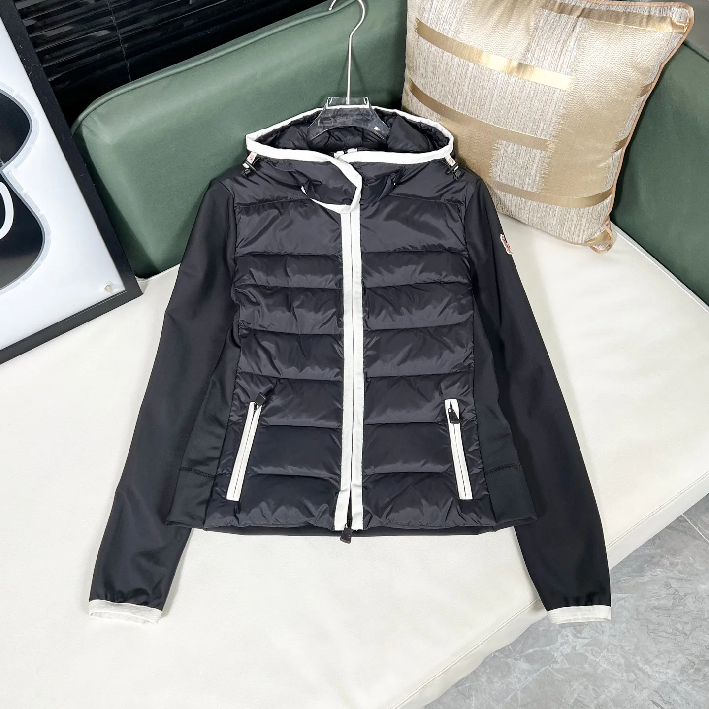 Куртки И Пуховики Женские Moncler 19225029
