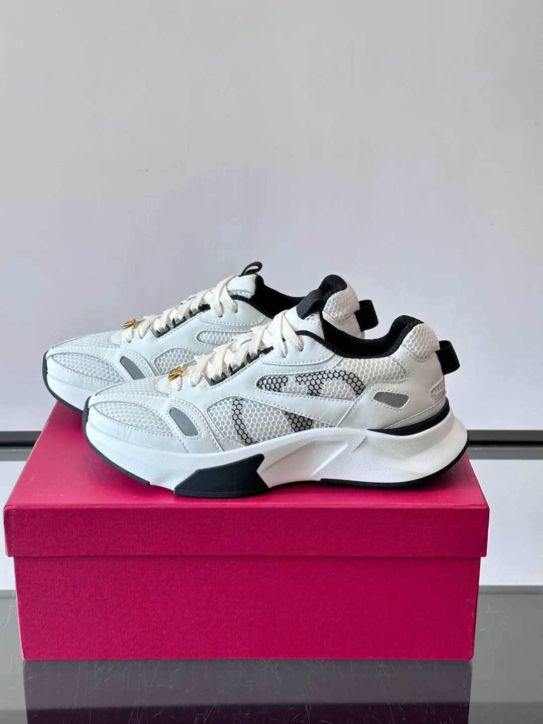 Кроссовки Мужские Valentino 17328752