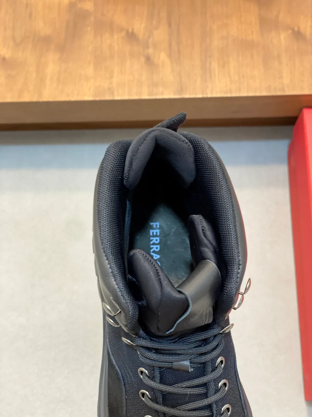 Ботинки Мужские Salvatore Ferragamo 240203