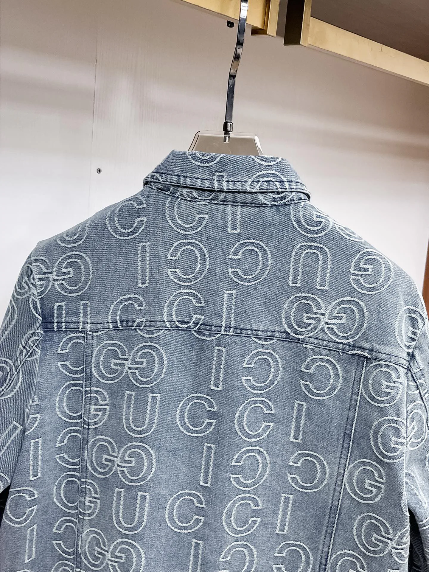 Куртки И Пуховики Мужские Gucci 18197225