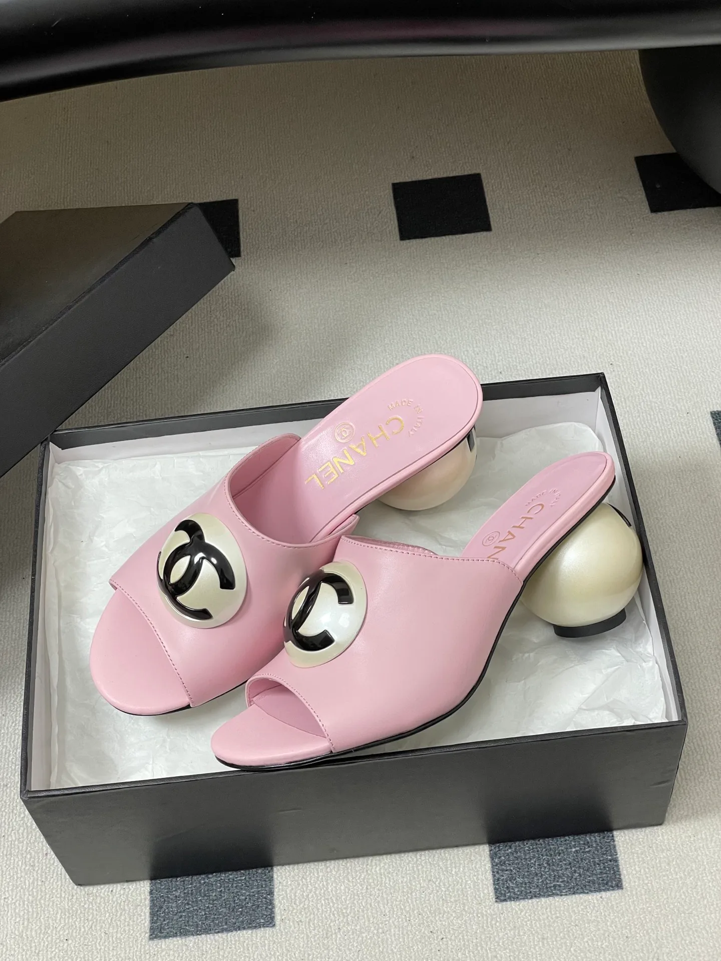 Босоножки Женские Chanel 10993919