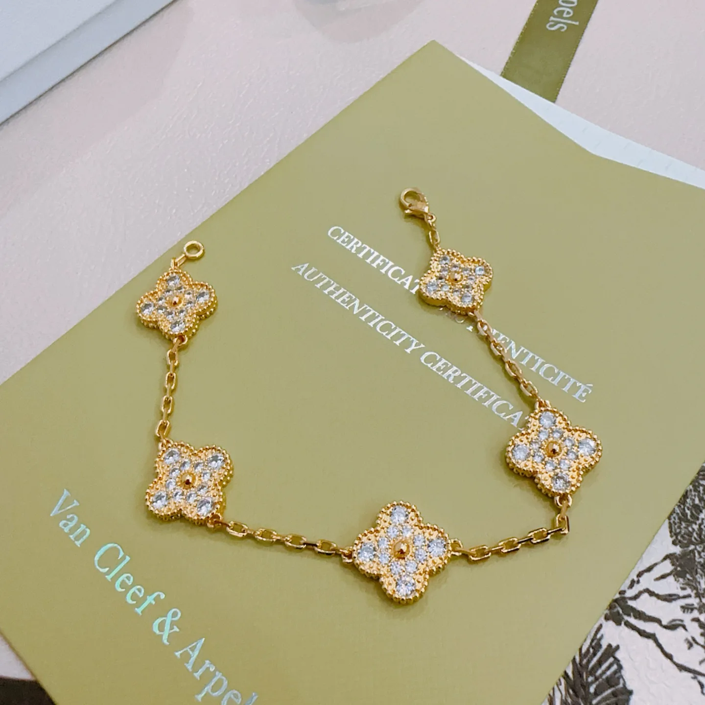 Бижутерия Van Cleef & Arpels 91313