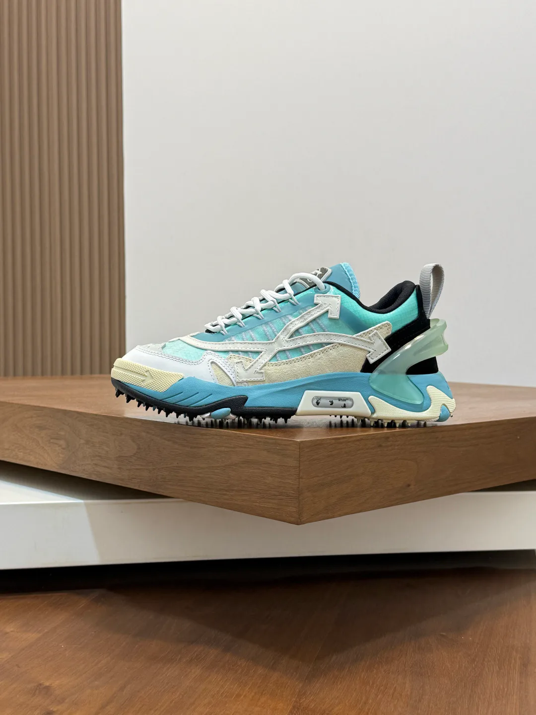Кроссовки Женские Off-White 17908771