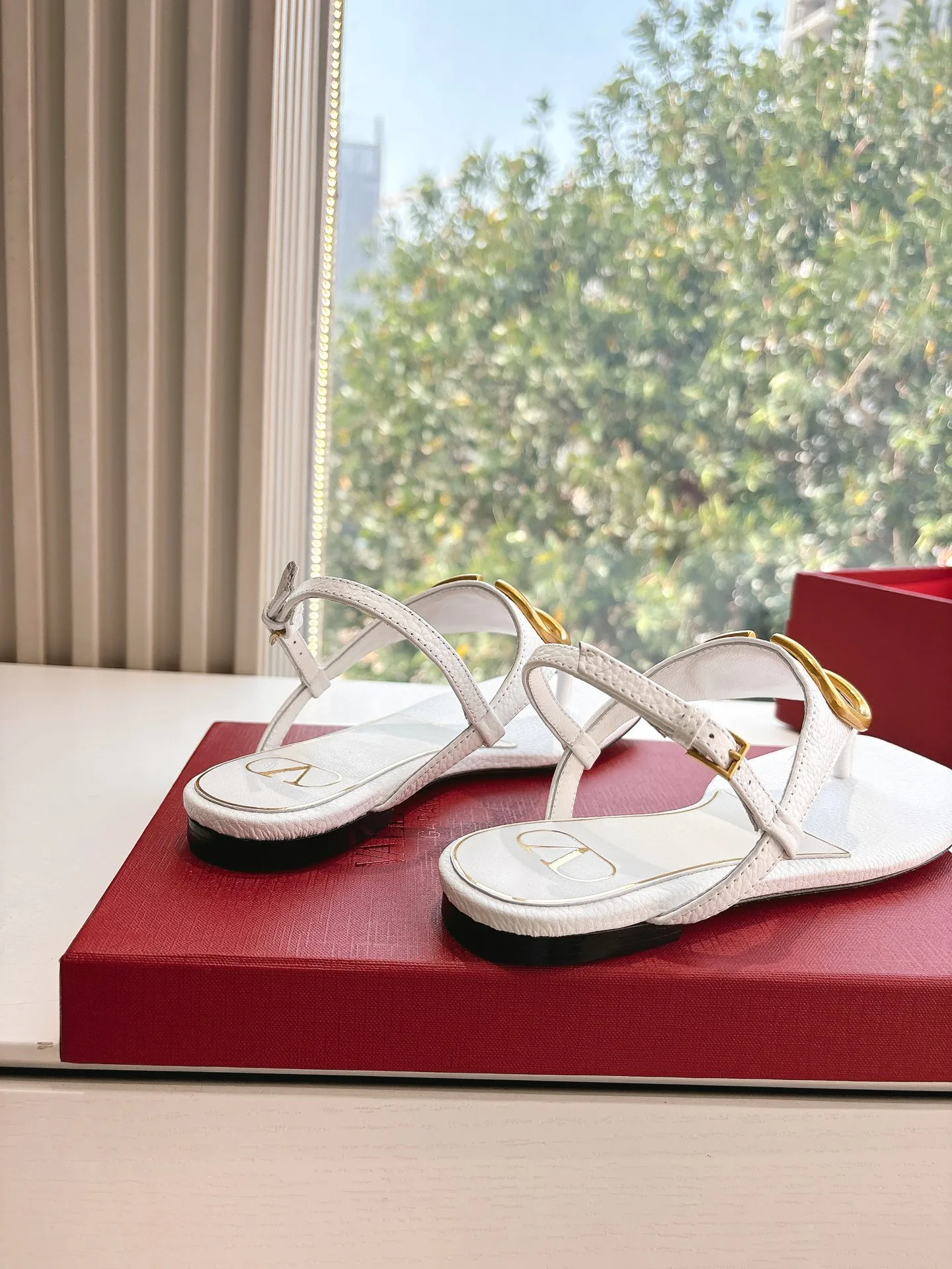 Сандалии Женские Valentino 24977