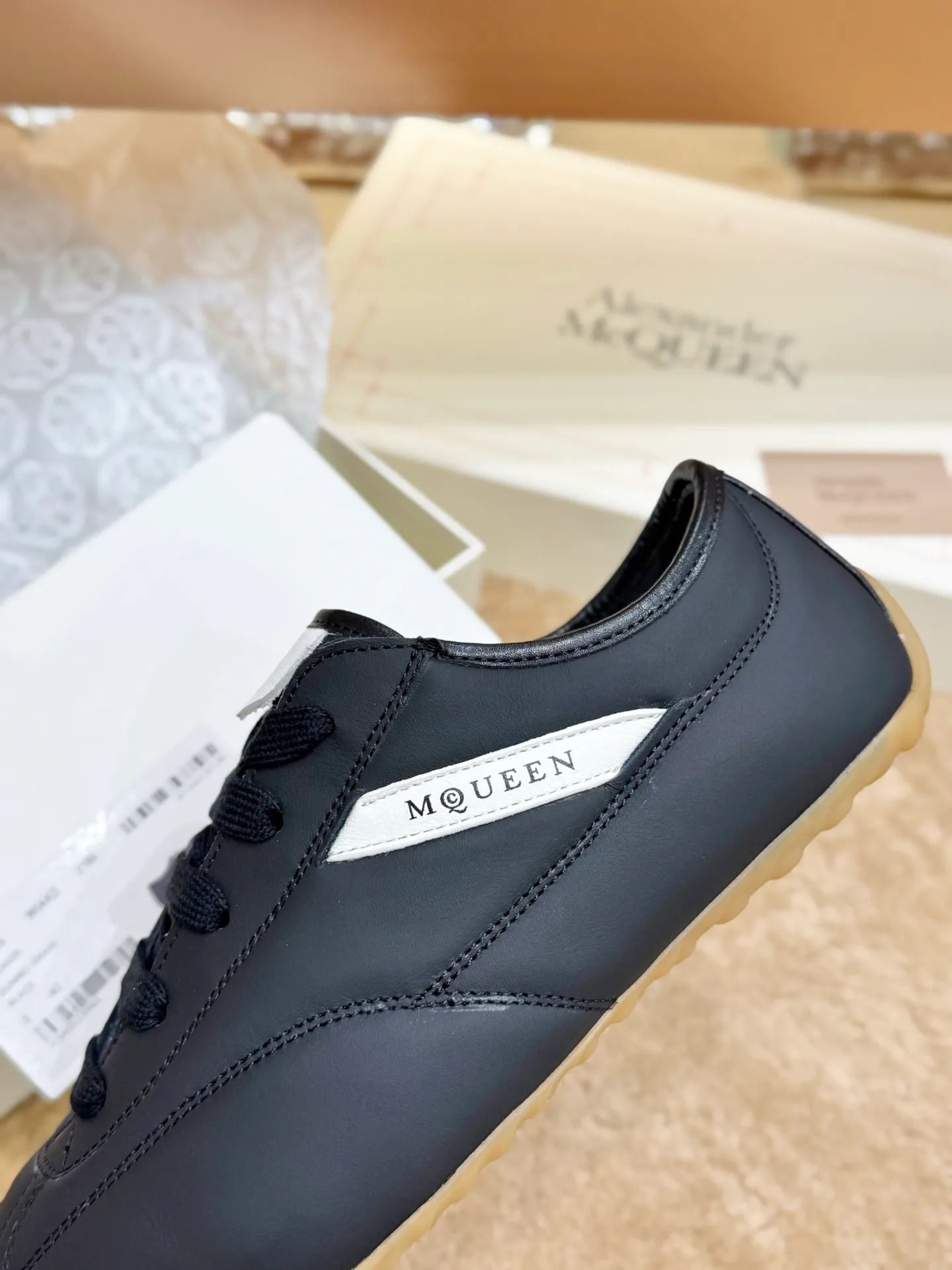 Кроссовки Женские Alexander Mcqueen 14182701