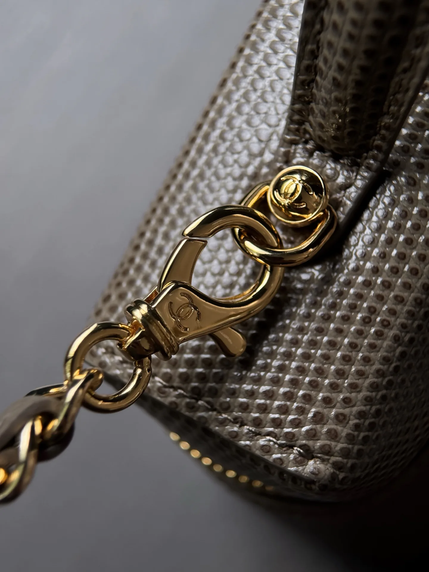 Классические Сумки Женские Chanel 18147786