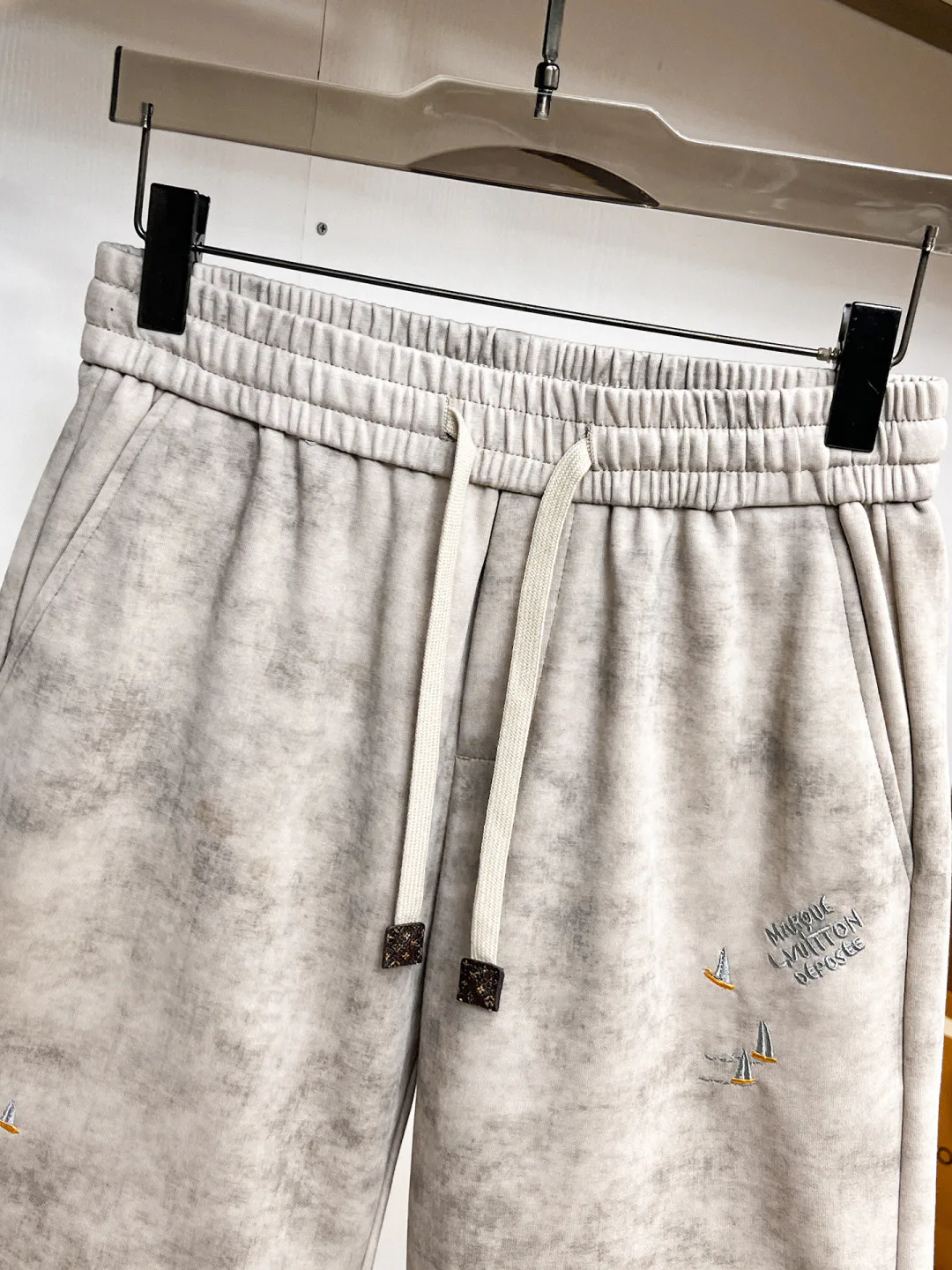 Шорты Мужские Louis Vuitton 13417533