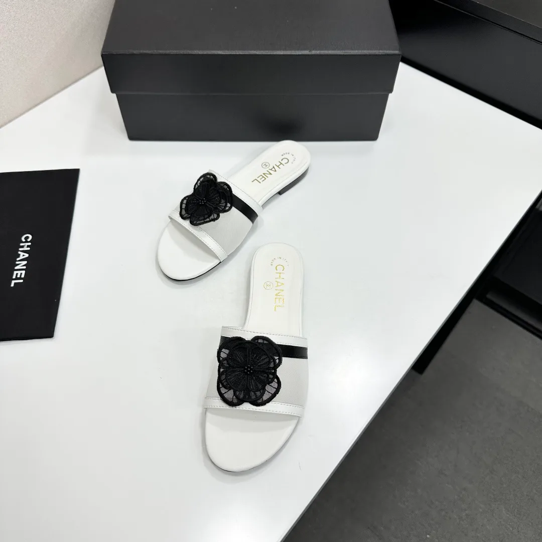 Шлепанцы Женские Chanel 11627929
