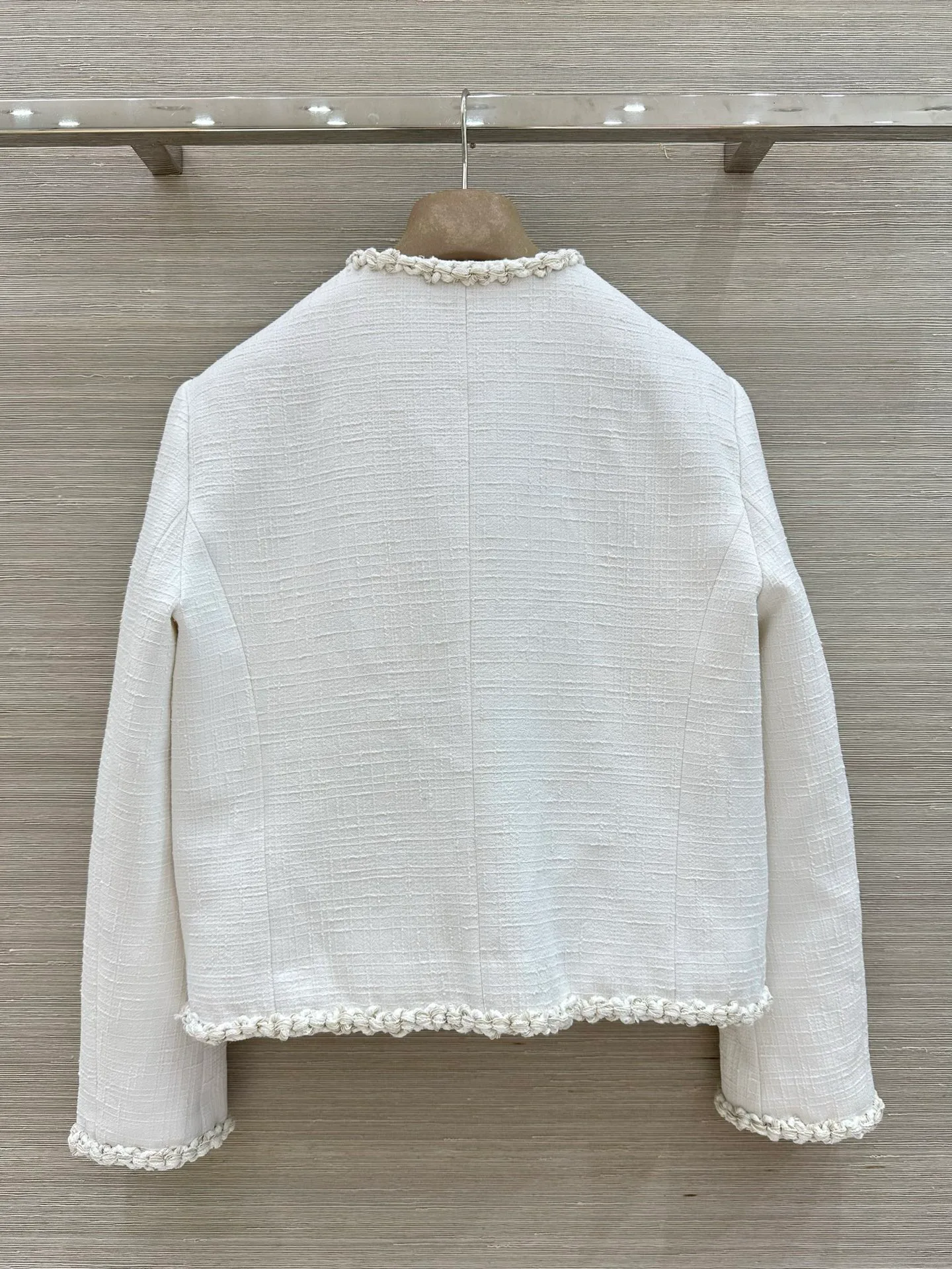 Жакеты Женские Chanel 18349634