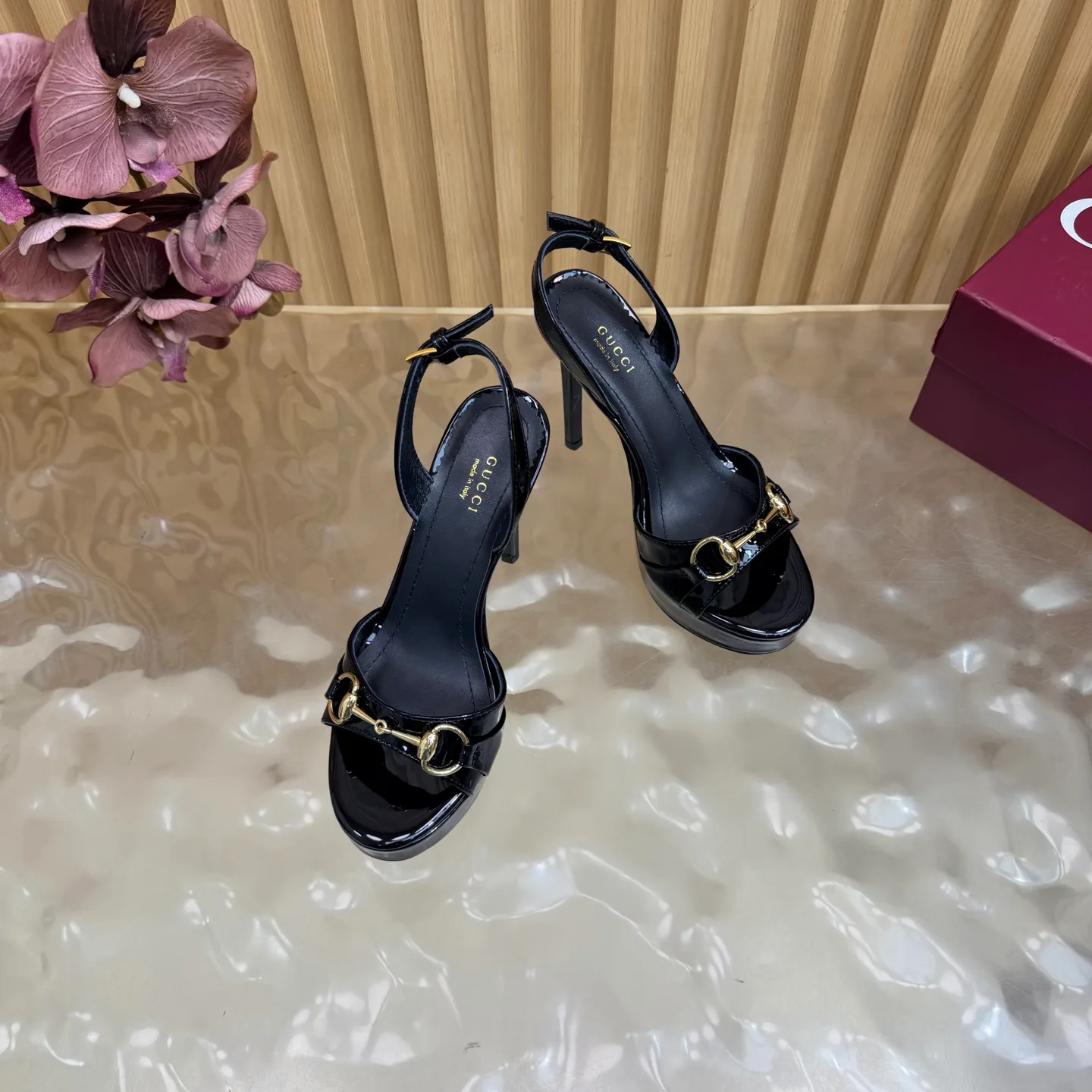 Босоножки Женские Gucci 17448811