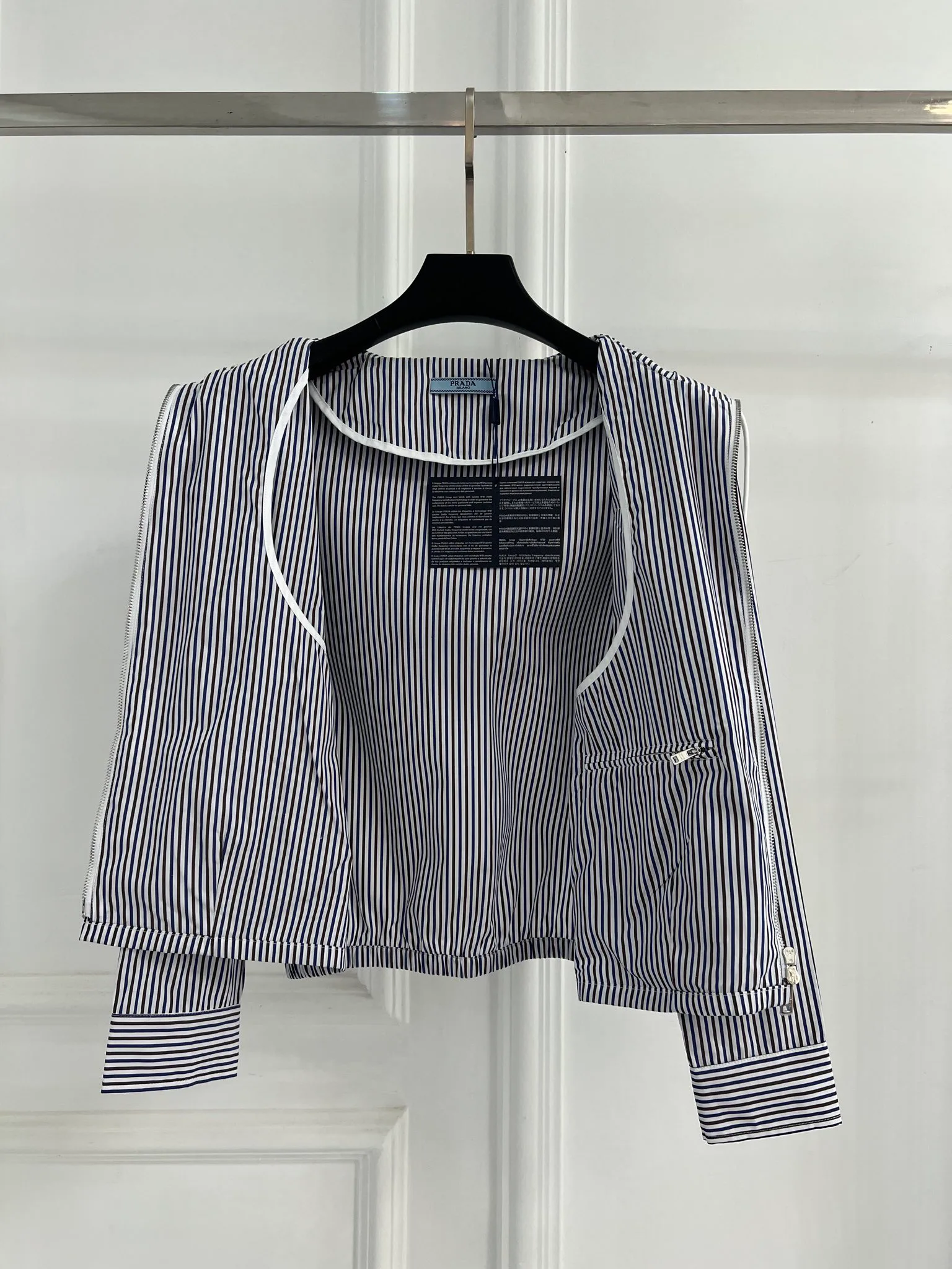 Куртки И Пуховики Женские Prada 9663890