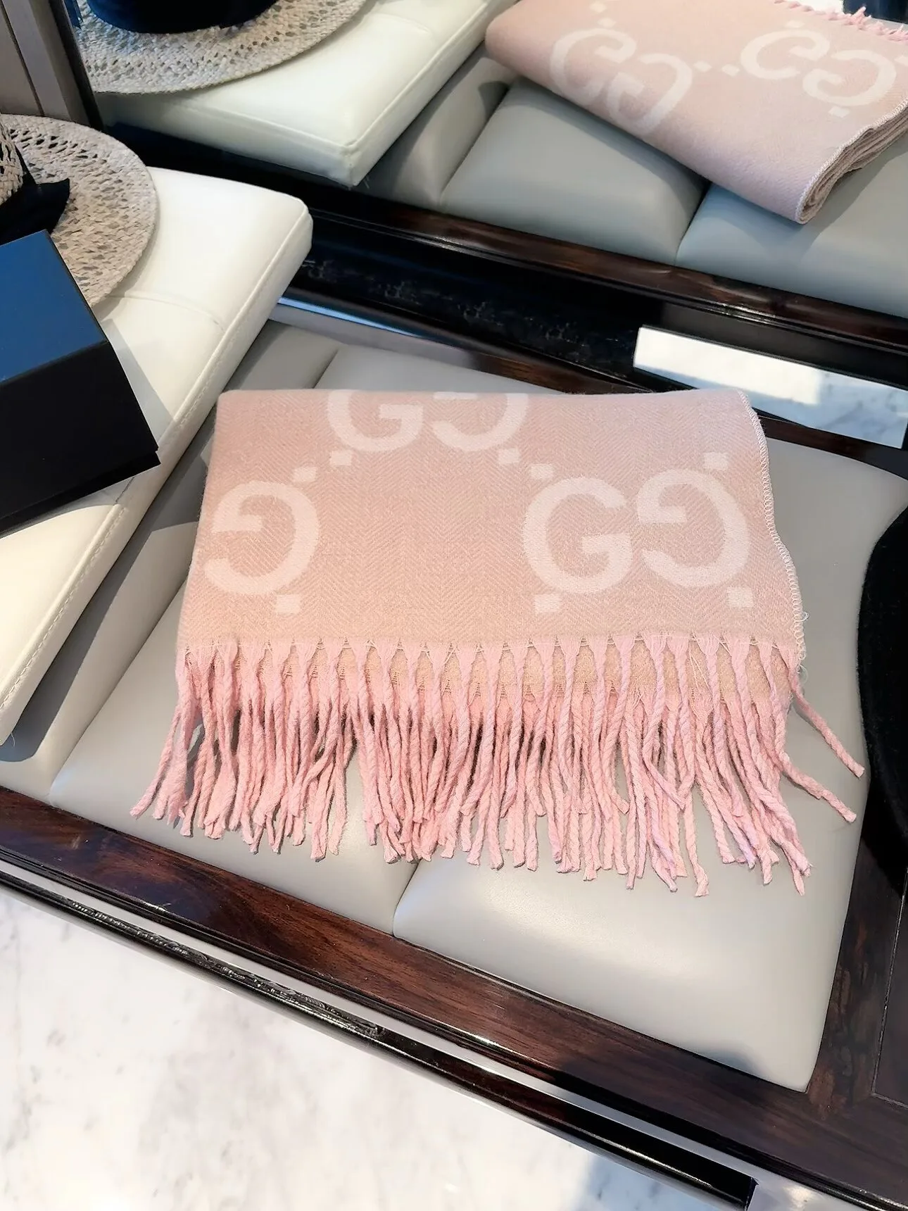 Шарфы Gucci 18222754