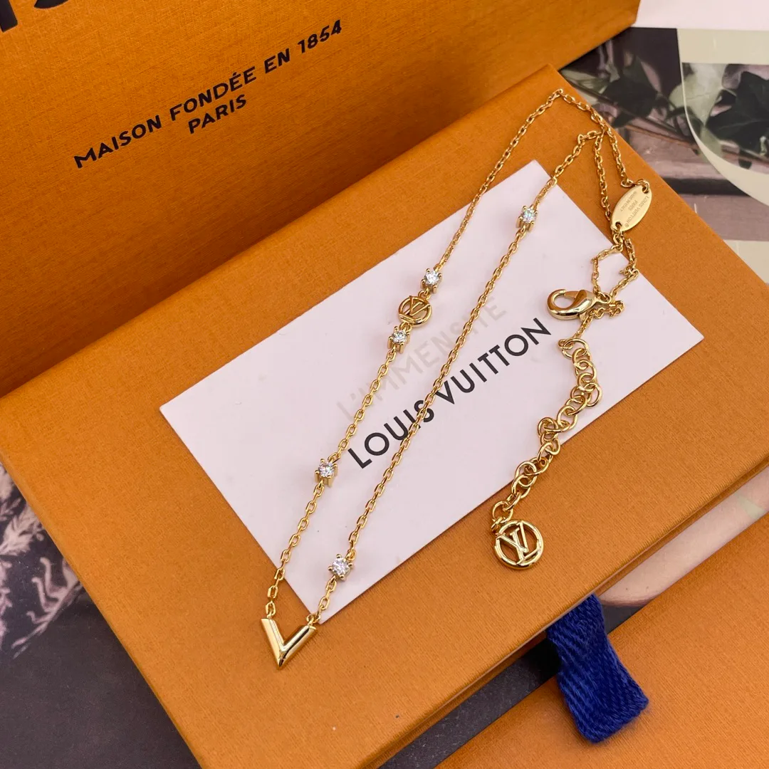 Бижутерия Louis Vuitton 18441622