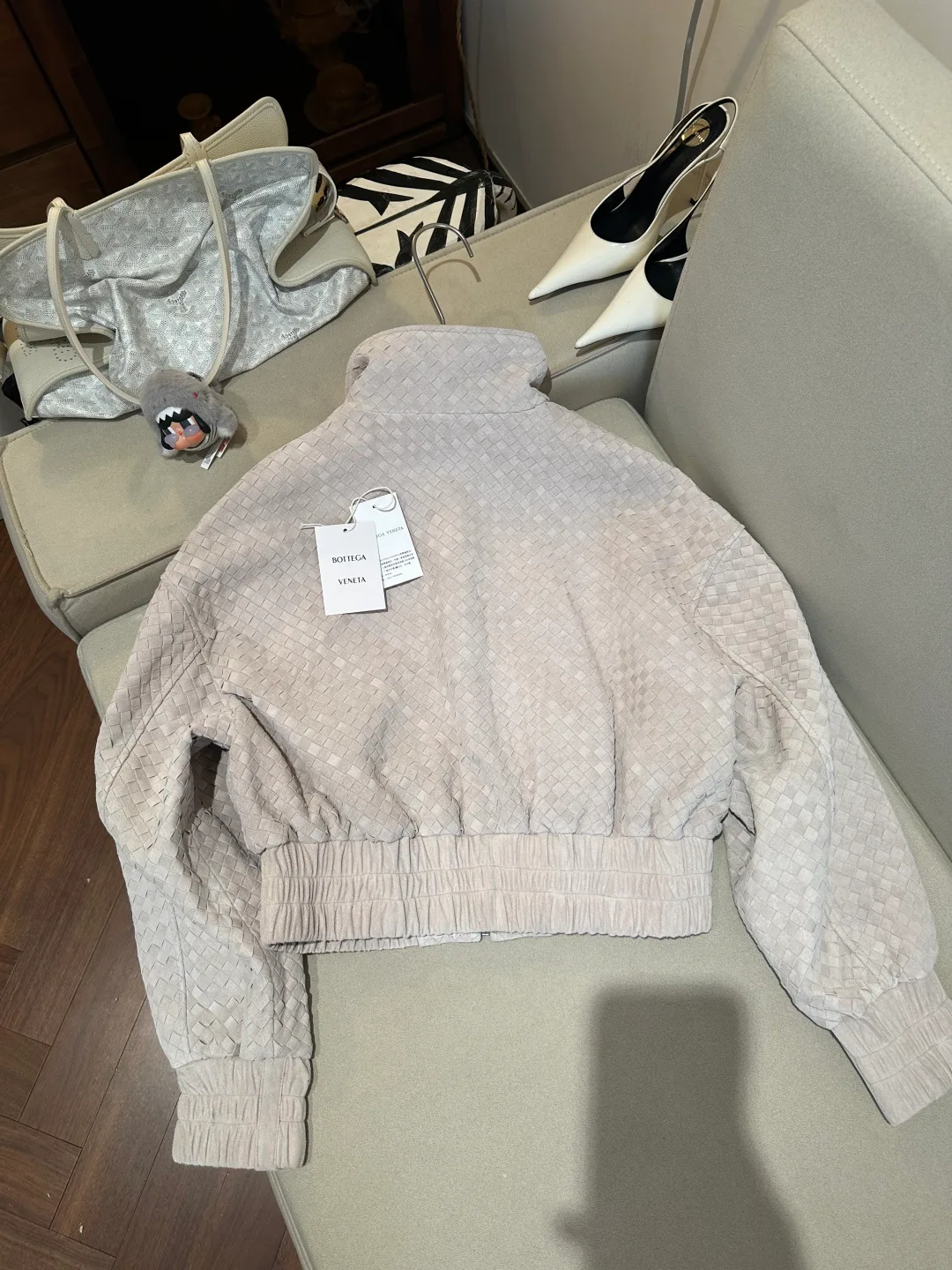 Кожаные Куртки И Дублёнки Женские Bottega Veneta 17766270
